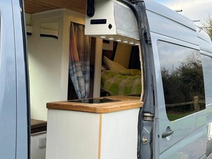 Furgoneta Camper Mercedes Sprinter 2009 con Motor Recién Instalado (2,000 Km) Vehículo con 127,000 km de Historial Categoría de Producto Autocaravanas - Product Image 6