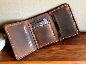 กระเป๋าสตางค์หนังวัวสามพับหนังเครซี่ฮอสแบบวินเทจปรับแต่งได้ LTW-0012โลโก้สไตล์ธุรกิจทรงสลิมยาวสั้นหนังแท้ - Product Image 5