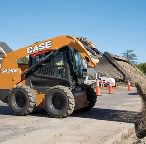 Chargeuse compacte CASE SR210B à prix d'usine, équipement de construction robuste, maintenant disponible en stock en vrac à prix abordable - Product Image 1