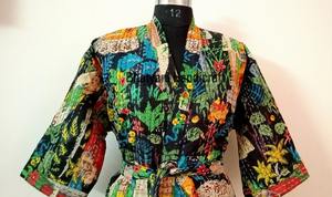 Frida Khalo Kantha Robe Veste matelassée Robe de chambre style kimono avec motif lettre Cadeau pour elle - Product Image 3