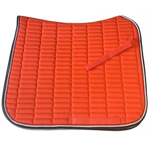 Tapis de selle respirant avec rembourrage doux et doublure de contrôle de l'humidité et colonne vertébrale renforcée pour l'équitation quotidienne à vendre - Product Image 6