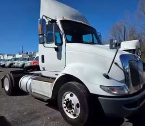 Camion International 8600 (4X2) à essieu simple et cabine simple, modèle 2018, abordable - 365 CV, boîte automatique 6 vitesses, prêt à être expédié dans le monde entier - Product Image 2