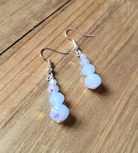 Pendientes de cuentas bohemias con flecos en cascada Andy de diseño turquesa, regalo de joyería único - Product Image 2