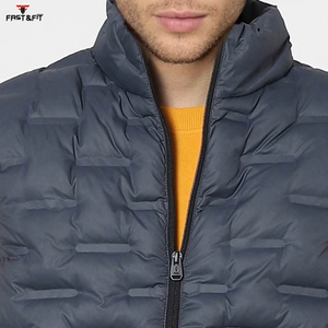 Nouvel arrivage de coupe-vent d'extérieur d'hiver vestes sans manches à capuche respirantes et décontractées fabriquées au Pakistan - Product Image 6