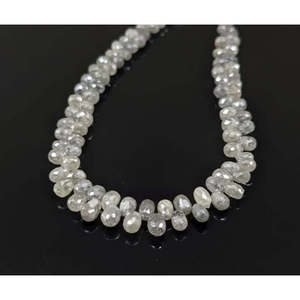 Perles de diamant en forme de goutte d'eau facettées, blanches naturelles, 2,5-4 mm, en vrac - Product Image 1