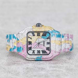 Reloj Analógico Personalizado con Esfera Cuadrada Abstracta Multicolor y Completamente Decorado con Piedras - Product Image 1