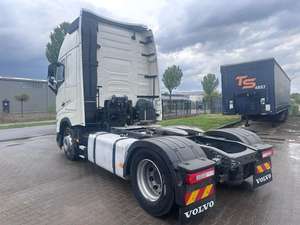 Nuevo Camión Pesado Diésel FH 500 4x2/8x4 Euro 5, Automático, 451-500HP, Capacidad 31-40T, Volante a la Izquierda, Cámara Trasera de 360° - Product Image 4