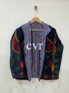 Abrigo de Invierno Bordado a Mano, Ecológico, Estilo Boho, para Fiesta, Abrigo de Lujo para Mujer, Hecho a Mano, de Terciopelo Suzani, Estilo Uzbeko - Product Image 5