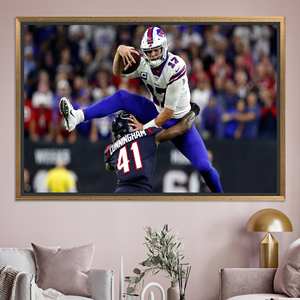 Elegante cuadro impreso en lienzo de Josh Allen Buffalo Bills - Decoración moderna para habitación de niño, lienzo con marco dorado - Product Image 1