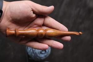 Crochet ergonomique en bois de 7 pouces avec aiguille à tricoter à poignée souple pour fil artisanal Aiguille à crochet de 5mm - Product Image 5