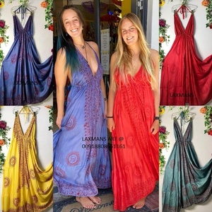 Vente chaude rayonne om imprimé femmes longue robe om imprimé dames robe om imprimé plage robe om imprimé dames haut rayonne haut - Product Image 1