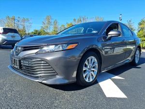 2019 utilisé To-yo-ta Cam_ry LE FWD - Product Image 5