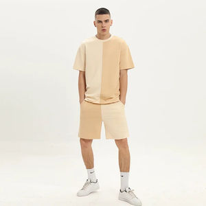 ชุดเซ็ตเสื้อยืดและกางเกงขาสั้นลำลองสำหรับผู้ชาย ผ้าฝ้ายออร์แกนิค 100% คุณภาพสูง OEM/ODM ดีไซน์ใหม่ เสื้อยืดผ้าเทอร์รี่เนื้อแน่น ระบายอากาศได้ดี รับผลิตตามแบบ - Product Image 3