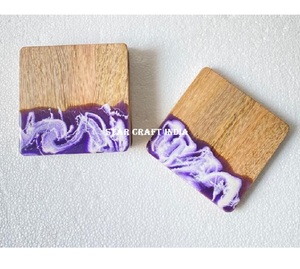 Accessoires de table personnalisables en bois d'acacia et en résine époxy de haute qualité pour décor de bar à la maison tapis de Style européen - Product Image 1