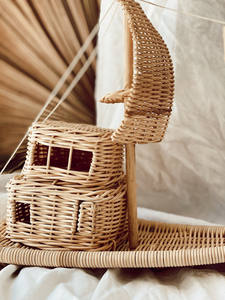 Elegante Decoración de Madera Estilo Boho, Bote de Ratán Colgante, Color Personalizado, Decoración para Habitación Infantil, de Vietnam - Product Image 4