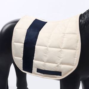 Tapis de selle de dressage matelassé personnalisé, élégant et respirant |   Produits d'équitation très demandés en gros - Product Image 1