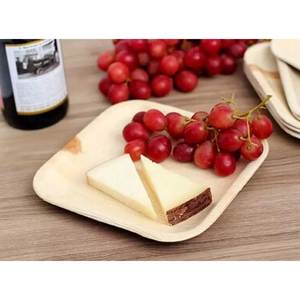 Assiettes jetables carrées en feuille de palmier Areca Vaisselle écologique pour événements et mariages au prix le plus bas - Product Image 6