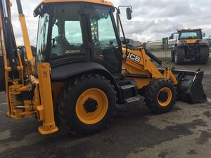 Livraison gratuite Nouveau tracteur-pelleteuse JCB 3CXeco 4WD homologué EPA CE - Product Image 5