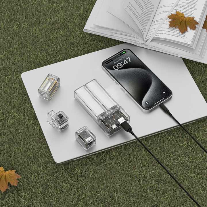 Levelo SwapCell PRO 15000mAh Fast Charging Waterproof Solar LED Display Powerbank with Wireless Charging Accessory Pack Included