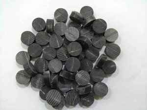 Botón de colores de cuerno de búfalo de la mejor calidad Tamaños personalizados crudos Botón de cuerno real de búfalo marrón Botón de cuerno en blanco crudo - Product Image 5