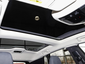 SUV électrique de luxe 2024, 204 ch, transmission automatique, toit panoramique, intérieur haut de gamme, crossover diesel de haute technologie - Product Image 2