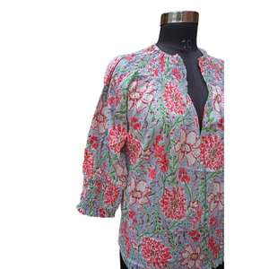 Haut décontracté vintage pour femme grande taille, 100 % coton, fait main, col rond, boutonné, demi-manches, longueur mini, écologique et respirant - Product Image 4