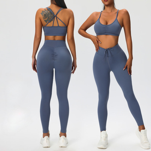 Ensemble de yoga 2 pièces pour femmes Soutien-gorge de sport à bretelles fines Leggings de yoga taille haute - Product Image 6