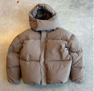 Chaqueta Acolchada Personalizada de Alta Calidad para Mujer y Hombre, 100% Poliéster, Ligera, Reversible, Impermeable, Talla Grande - Product Image 3