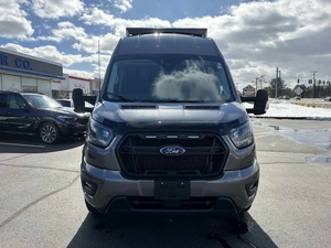 Fourgon Ford Transit Trail 350 AWD standard 2023 pour l'exportation mondiale - Product Image 1