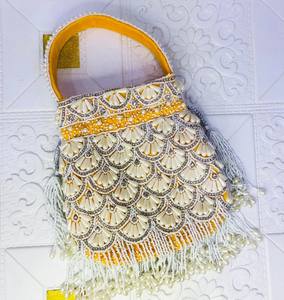 Bolso de Fiesta Étnico Hecho a Mano con Bordado Potli Batua, Patrón de Cuentas y Piedras, Correa Dori, Forro de Algodón, Multifuncional - Product Image 6