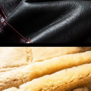 Chaqueta de Cuero Marrón para Hombre 2026, Chaqueta de Aviador Cálida para Invierno con Forro de Piel y Cierre de Cremallera Frontal y Diseño Personalizado - Product Image 6