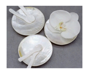 Cuillère à coquillages élégante faite à la main-Parfait pour remuer les thés et les desserts Cuillère à nacre naturelle faite à la main - Product Image 1