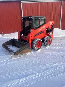 รถตักล้อยาง Kubota SSV65 ปี 2022 สภาพใหม่/มือสอง รับน้ำหนักได้ 9 ตัน เครื่องยนต์ 65 แรงม้า พร้อมเกียร์ จัดส่งรวดเร็ว - Product Image 3