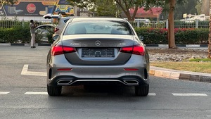 รถใหม่เอี่ยม ปี 2026 เมอร์เซเดส-เบนซ์ เอ-คลาส เอ 200 เอเอ็มจี 199 แรงม้า ซีดาน 5 ที่นั่ง 4 สูบ น้ำมันเบนซิน เกียร์อัตโนมัติ พวงมาลัยซ้าย - Product Image 6