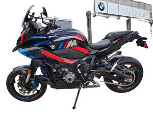 Hasta un 40% de Descuento en la Nueva Motocicleta BMW M 1000XR 2025 en Venta - Product Image 3