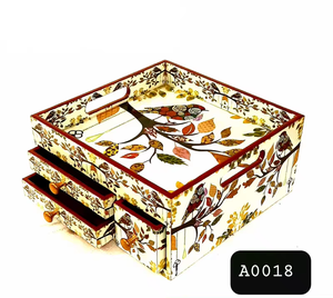 Plateau de service en bois MA CRAFT INDIA, très demandé, avec poignées attrayantes des deux côtés, couleur naturelle durable, taille personnalisée pour utilisation sur table. - Product Image 2