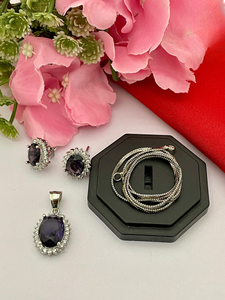 Elegante conjunto de colgantes de diamantes americanos para mujeres y niñas, collar brillante AD con pendientes a juego, aspecto ligero y lujoso - Product Image 4