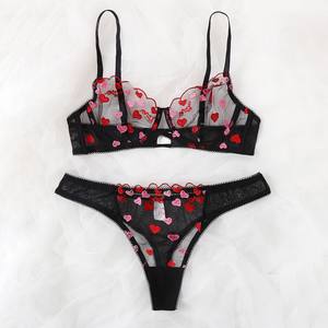 SFY3139 Conjunto de lencería con bordado de corazón de encaje de malla negra Sexy para mujer Sujetador de alambre de realce + Panty Ropa interior erógena para mujer - Product Image 3