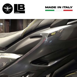 Adesivi Protettivi 3D per Angoli della Carenatura Yamaha Tmax 560 20° Anniversario - Product Image 4