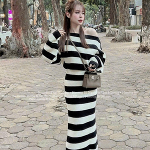 Ensemble Automne Femme, Ensemble Haut et Bas, Tricot Naturel ODM, Casual, Lavable, 2 Pièces, Col Long Sans Col, Prix d'Usine, Vietnam - Product Image 3