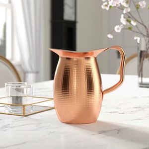 Jarra de cobre de aspecto elegante a un precio económico con diseño hecho a mano de primera calidad mejor para uso funcional y doméstico - Product Image 1