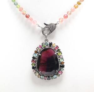 Pendentif en pierre taillée à facettes en tourmaline biologique naturelle Collier rond en tourmaline multiple Perles Collier en diamant pavé de serrure - Product Image 4