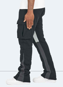Pantalones de chándal de fitness ajustados personalizados de alta calidad para hombre, pantalones de chándal Acampanados para correr con decoración de encaje, estilo de calle hecho de poliéster - Product Image 4