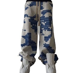 Pantalon imprimé bicolore, pantalon imprimé ample, vêtements de sport et décontractés pour hommes - Product Image 3
