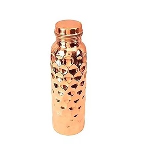 Botellas de cobre puro Premium | Herméticas, hechas a mano | Antimicrobiano y bienestar | Botellas ecológicas dignas de regalo - Product Image 3