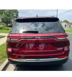 VÉHICULE D'OCCASION À VENTE RAPIDE : Berline Laredo 6 vitesses automatique 4x4, voiture d'occasion de haute qualité, sièges en cuir, hybride électrique foncé - Product Image 6