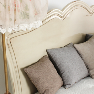 Juegos de dormitorio tamaño King y Queen con marcos de caoba antigua de alta calidad y precios asequibles - Product Image 2