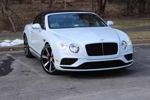 Buena condición, usado, 2019, Continental GT V8 S Convertible, bajo kilometraje, sin problemas mecánicos, listo para conducir. - Product Image 3