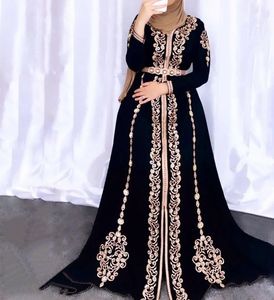 Superbe robe CAFTAN NEW--LATEST avec de belles perles de cristal, pierre de verre et travail DABKA ZARDOZI @ 2023 - Product Image 1
