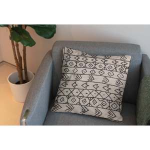 Funda de Cojín Bordada a Mano Suzani de Imaco Rugs, 45 cm x 45 cm, Elegante - Product Image 5